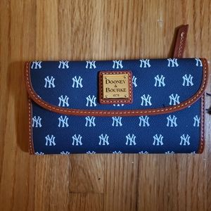 Dooney and Bourke New York Yankees wallet